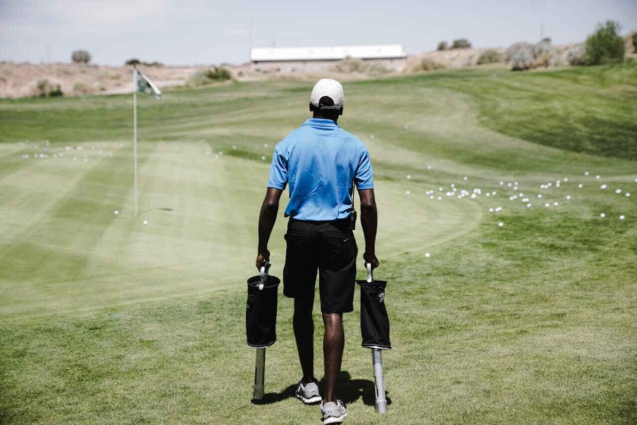 How Does Jason Day Utilize His High-Tech Golf Barn